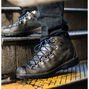 danner mountain pass black