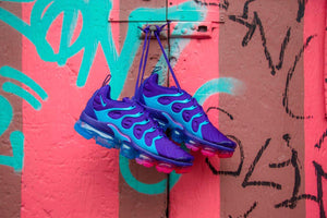 hornets vapormax plus