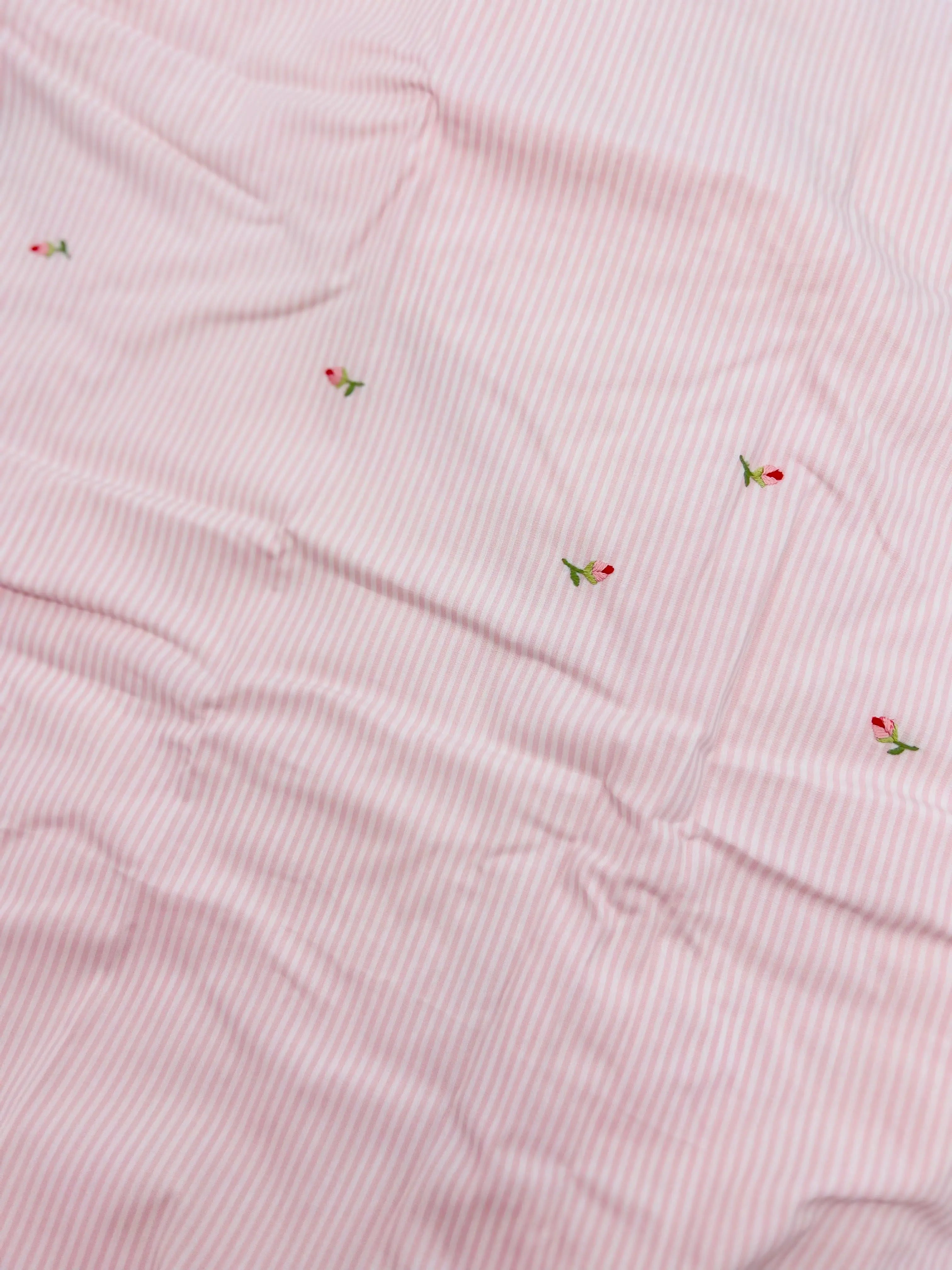 Cotbed fitted sheet "rosebuds"-Towels & bedlinen-Gordonsbury-Blue Almonds-London-South Kensington