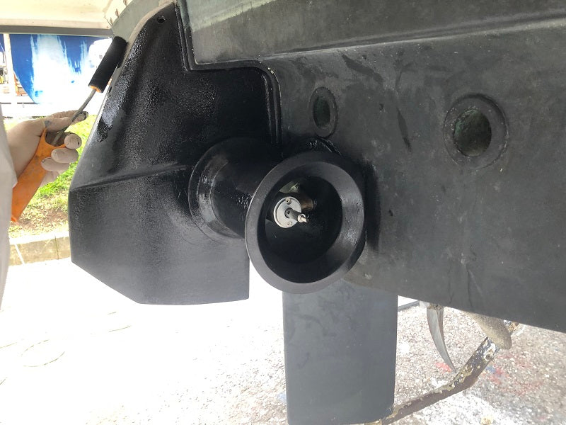 Bow and Stern Thruster after paint