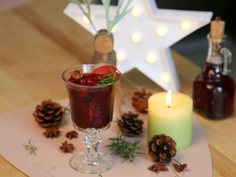 Mulled wine with cranberries
