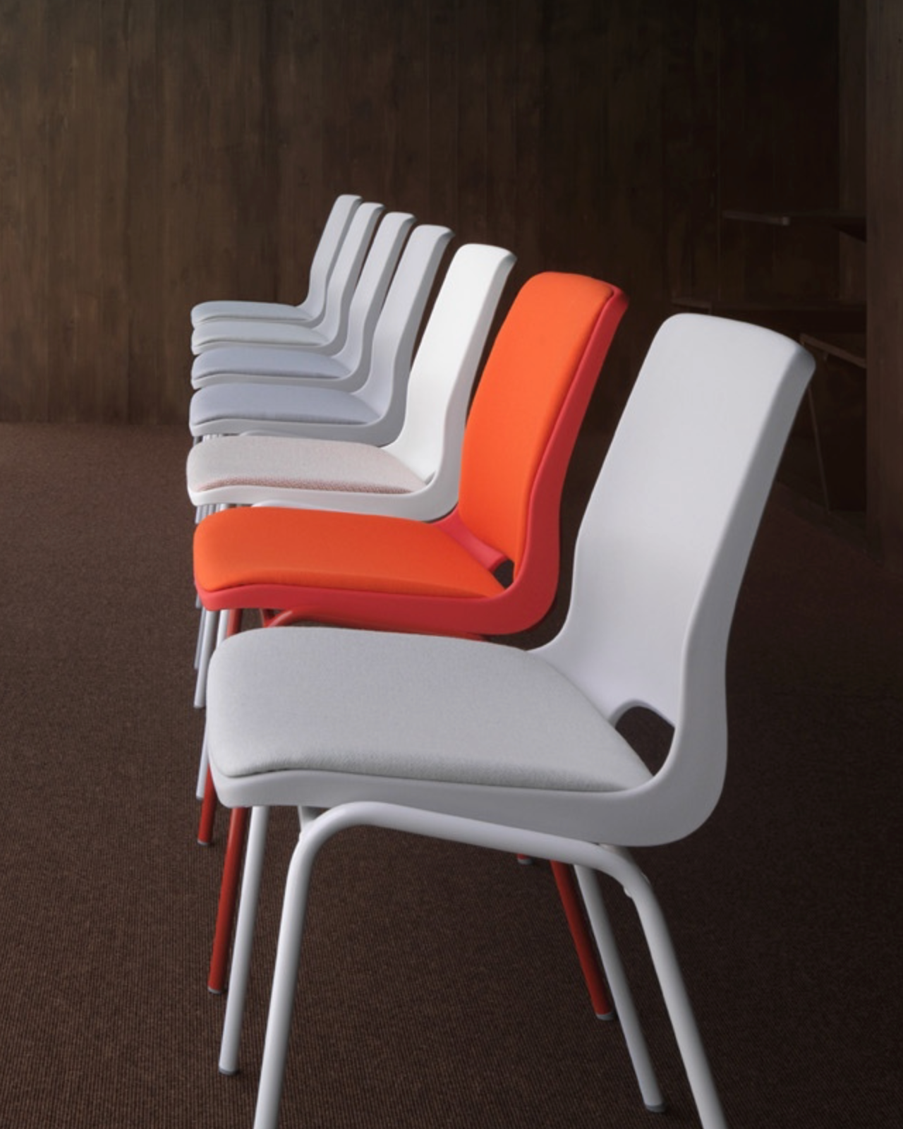 Flokk Ana Upholstered 4340S Seating