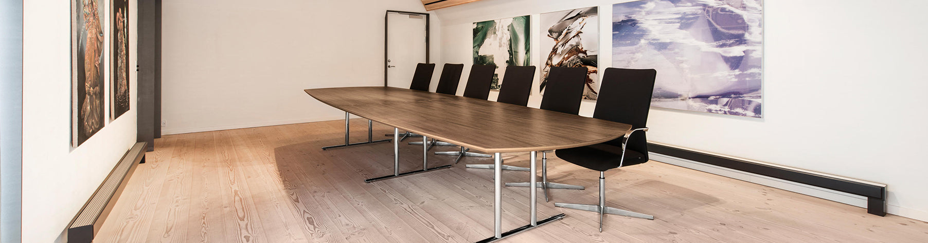 HOWE Tempest Folding Meeting Table