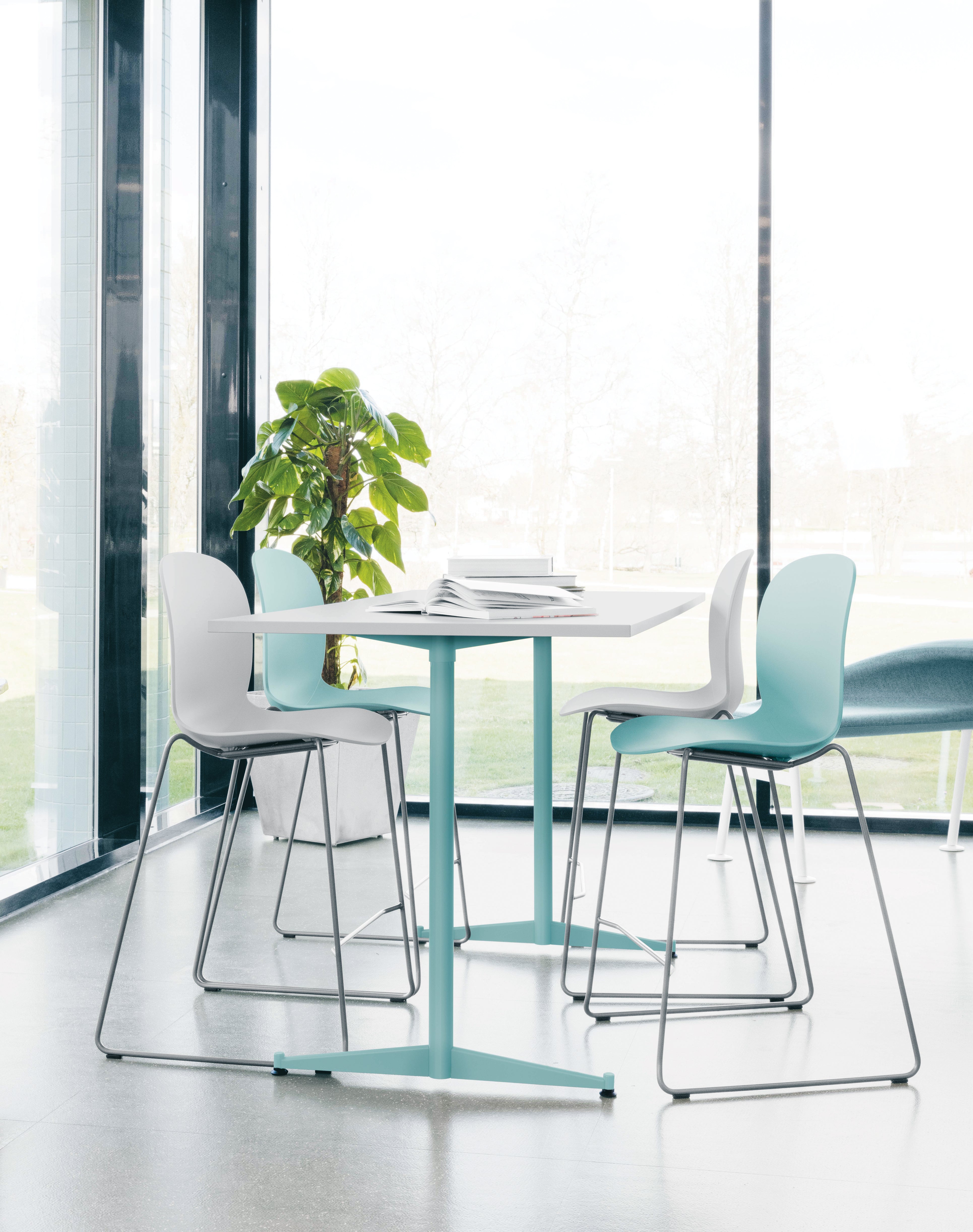 Flokk RBM Noor 6090 High Stool Chair Sled Sledgbase