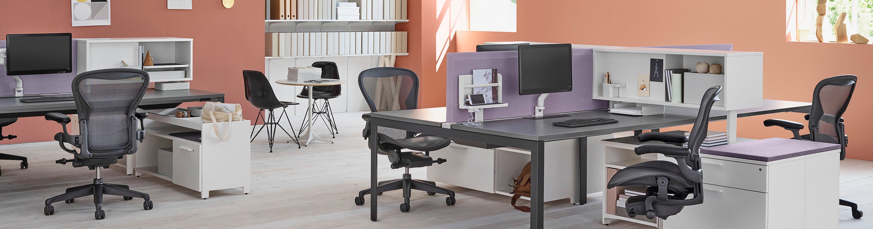 Herman Miller Layout Workstation