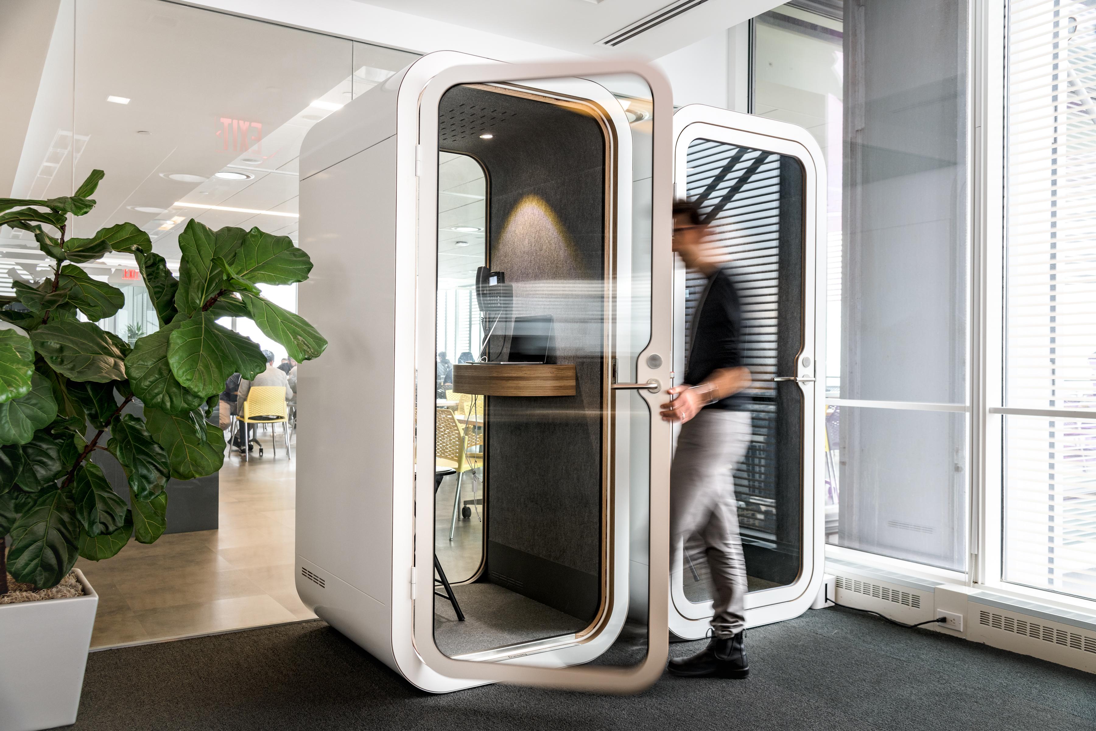 Framery O Phone Booth Meeting Acoustic Pod