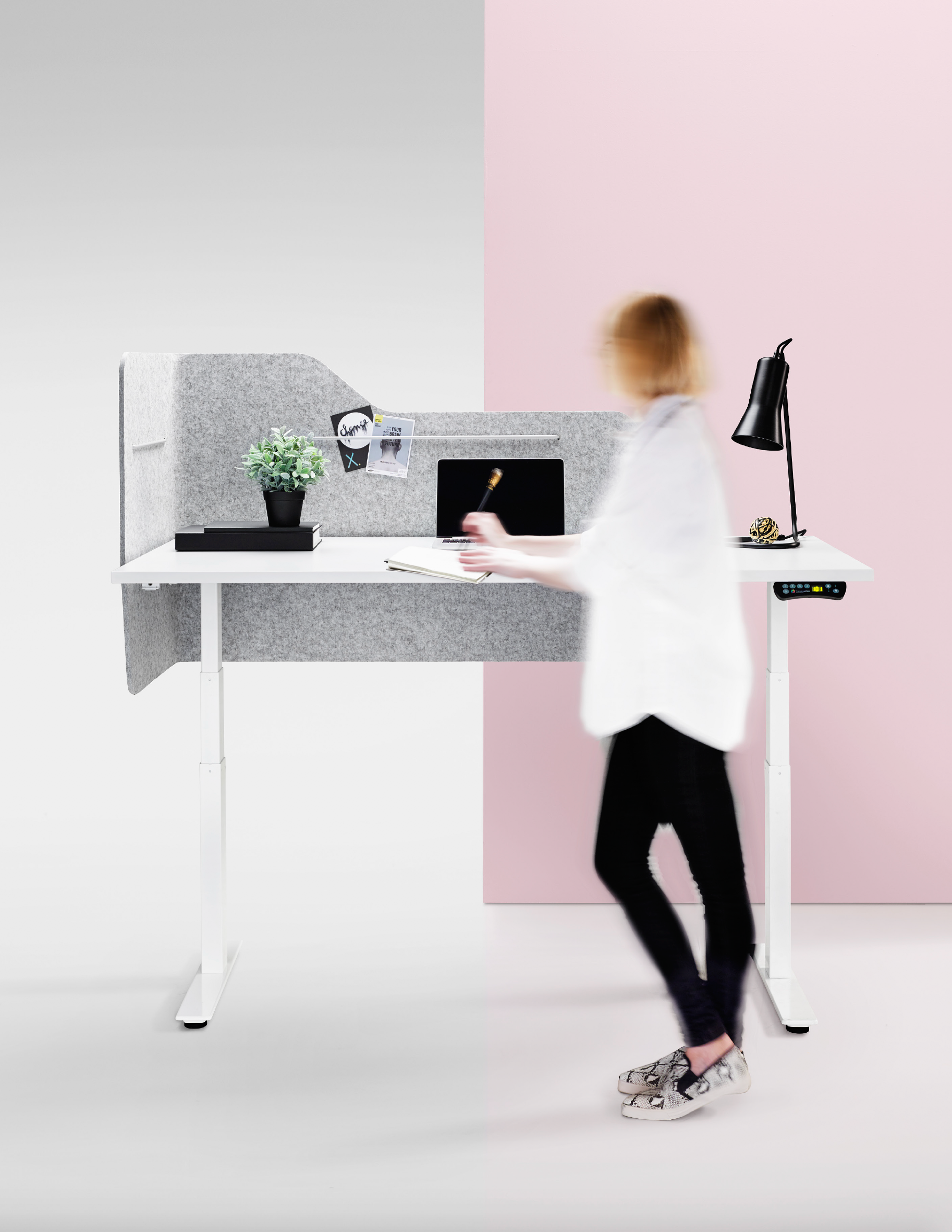 Thinking Works Elevation Electric Height Adjustable Desk