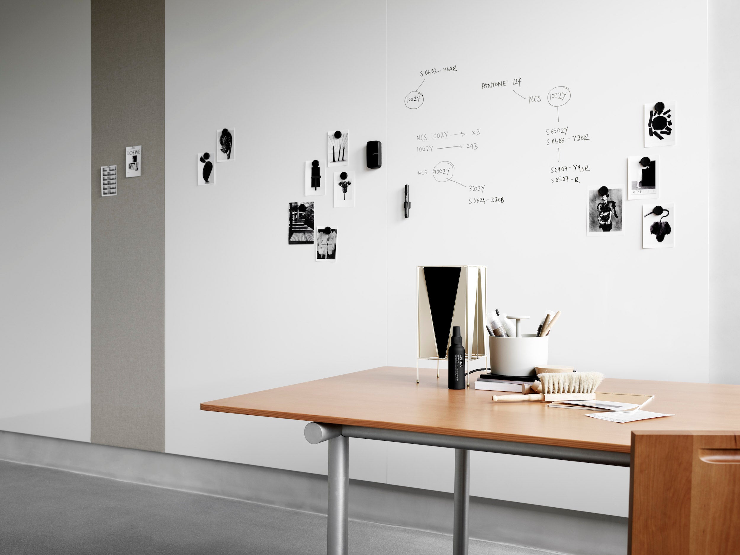 Lintex Air Spaces Connected Frameless Whiteboards