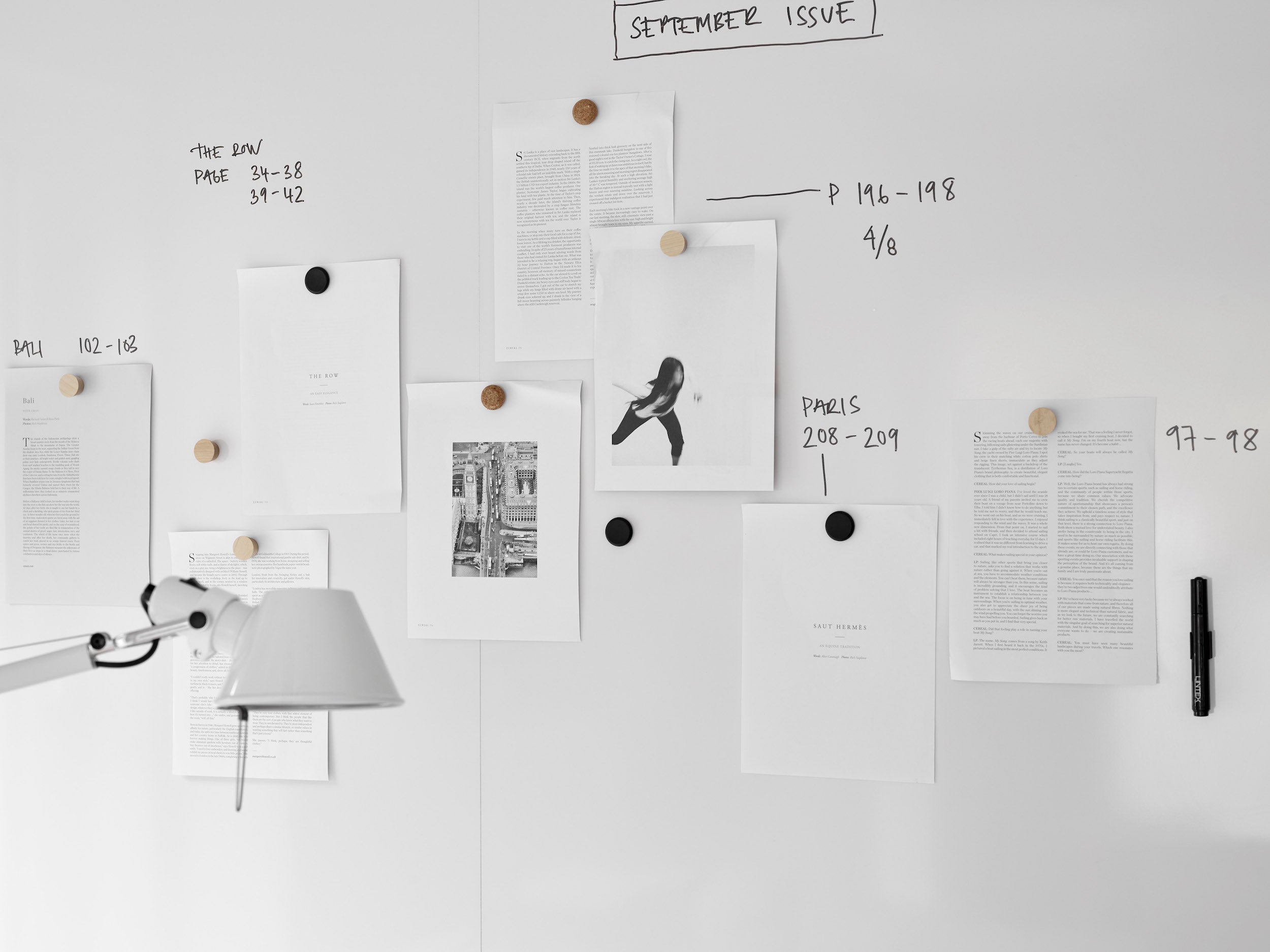 Lintex Air Spaces Connected Frameless Whiteboards