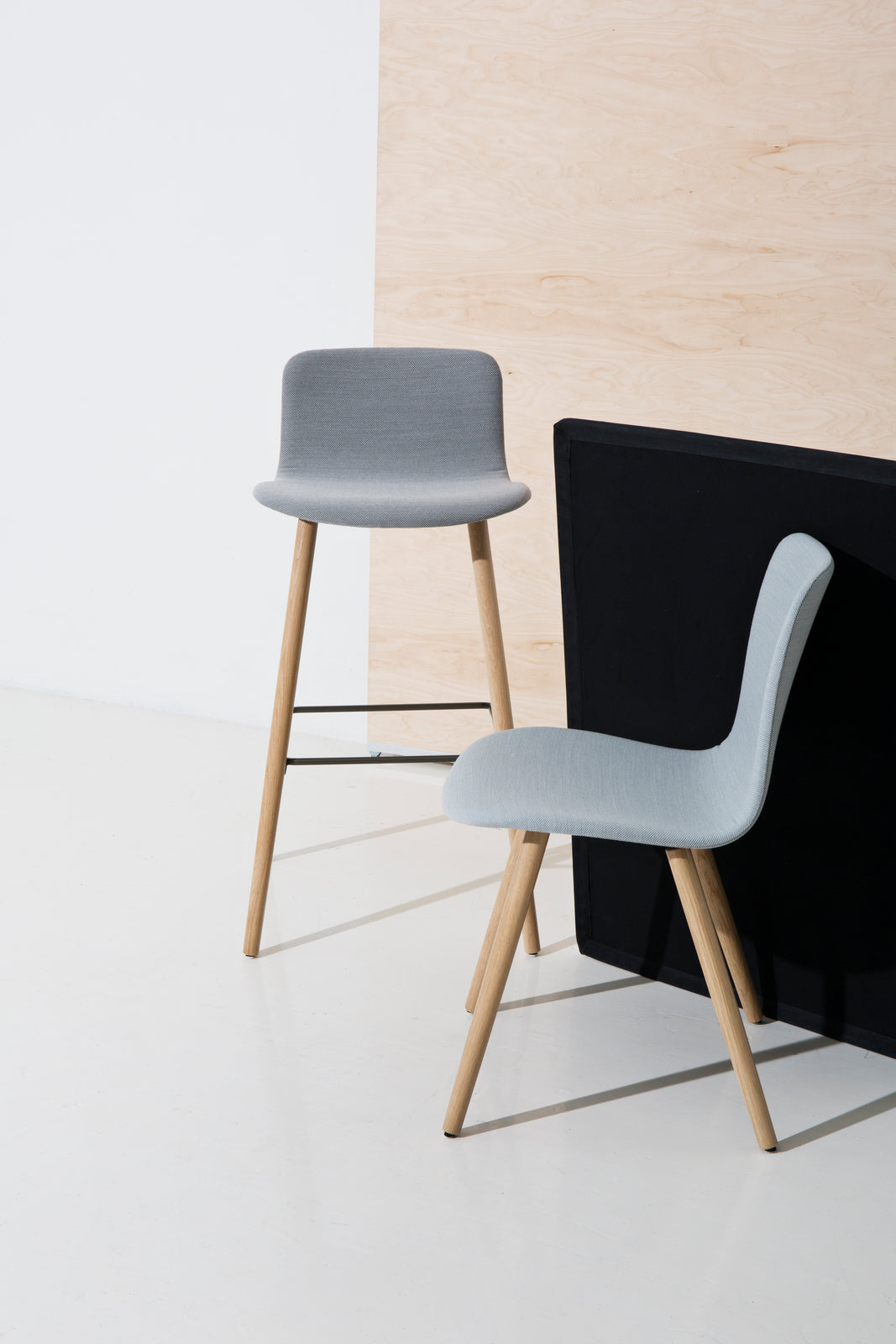 Martela Sola Stool Wood