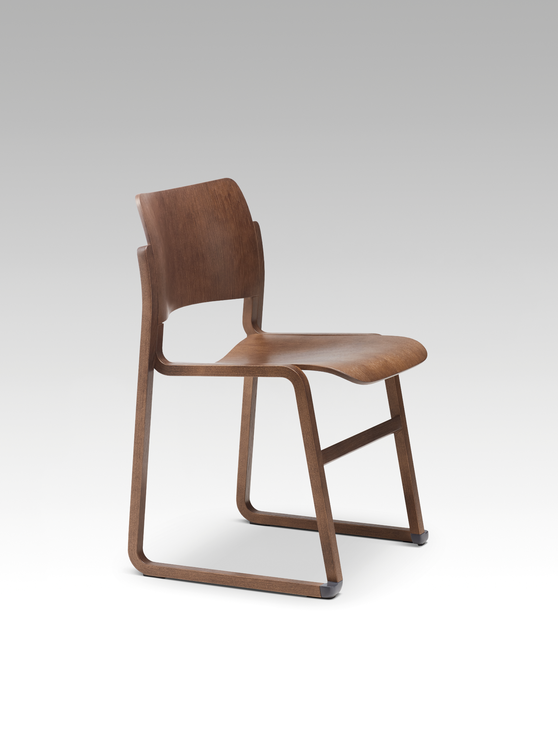 HOWE 40/4 Wood Frame Chair