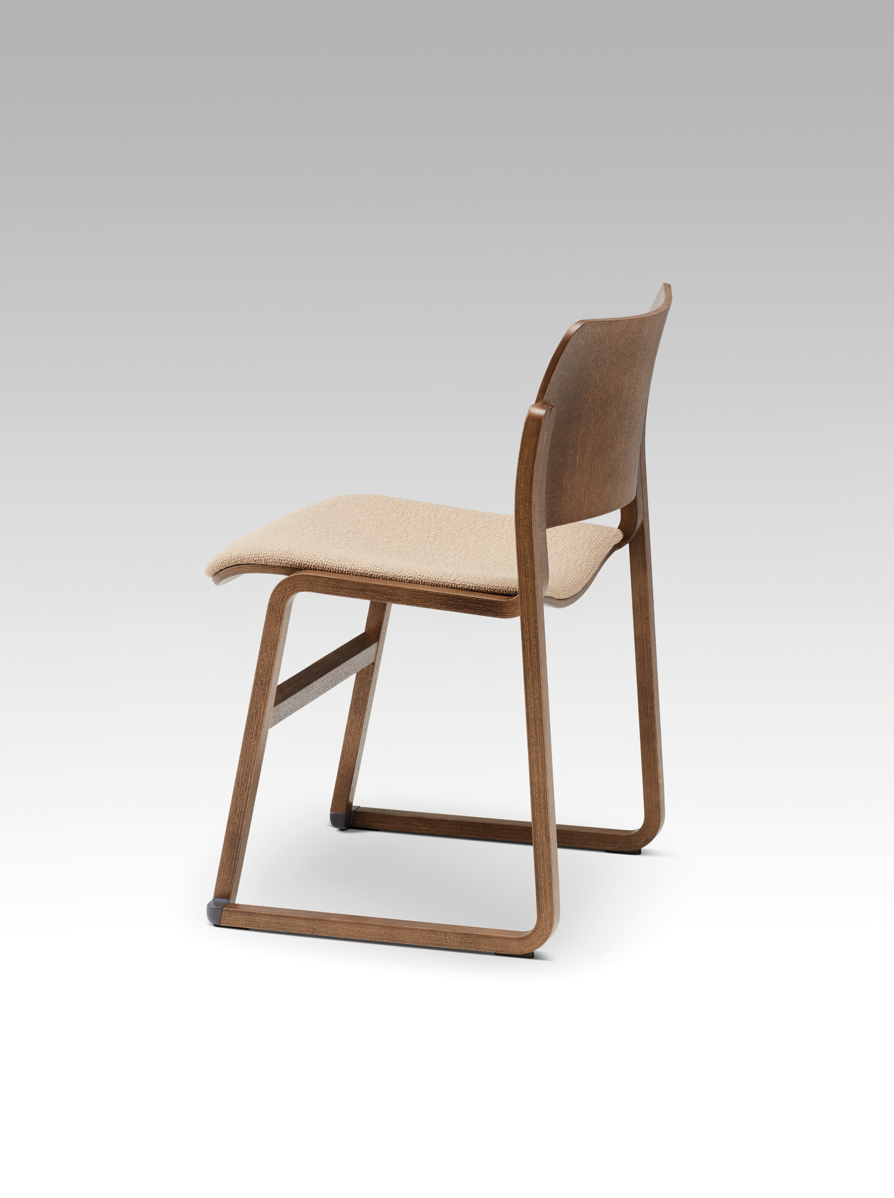 HOWE 40/4 Wood Frame Chair