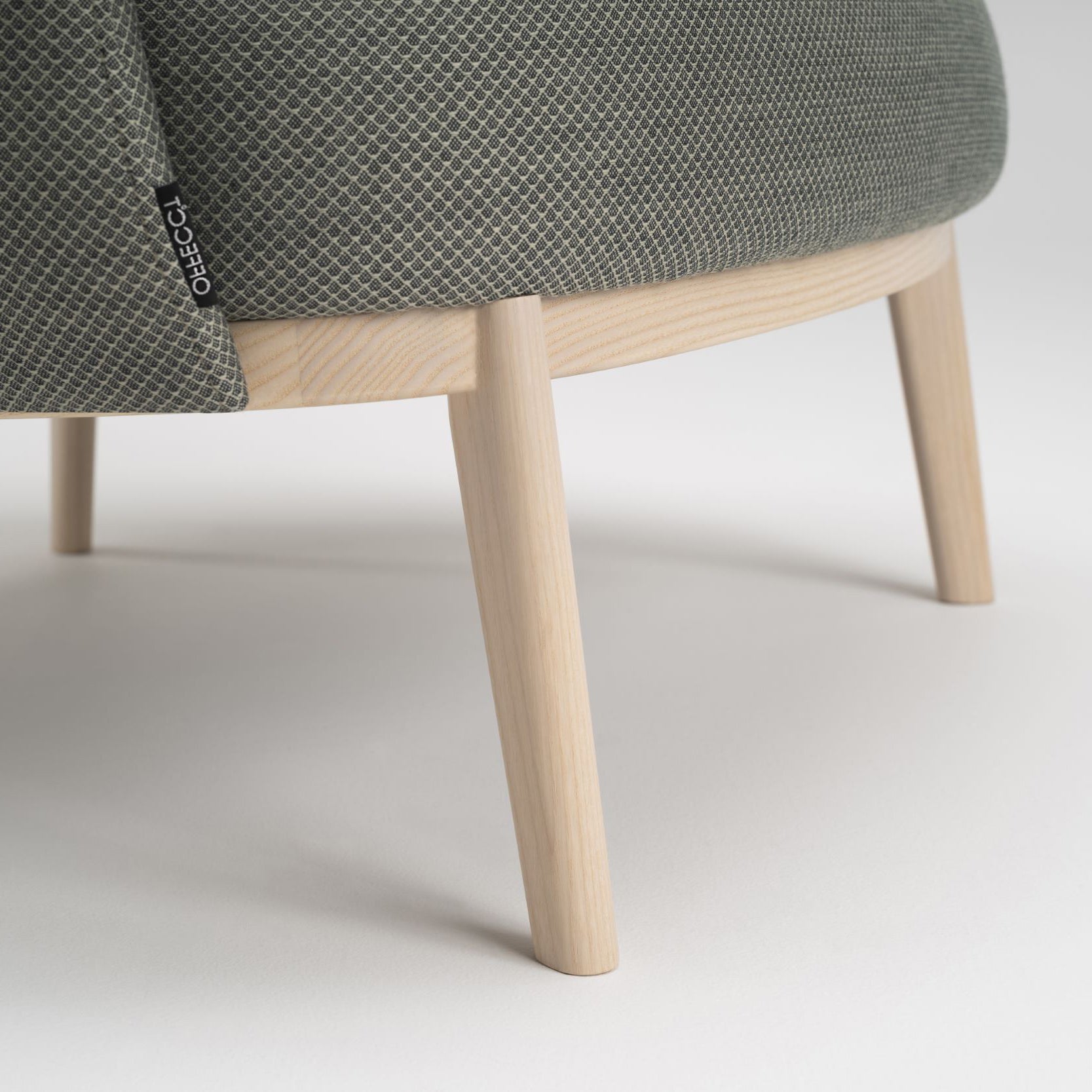 Offecct Shift Wood Classic Easy Chair