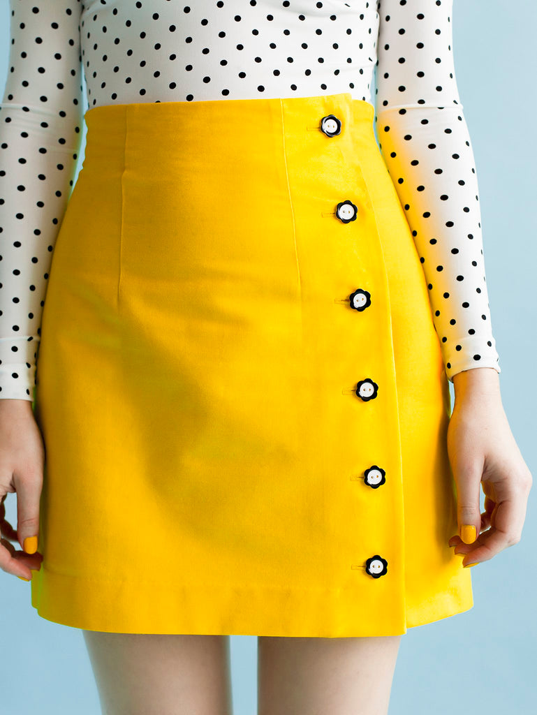 button skirt