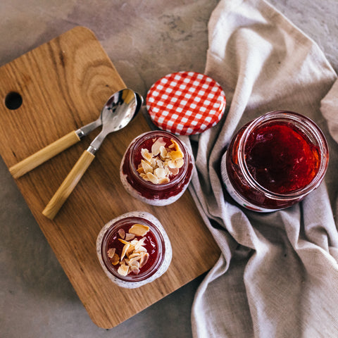 Récolte - Pudding chia, lait d’amande & confiture de fraises