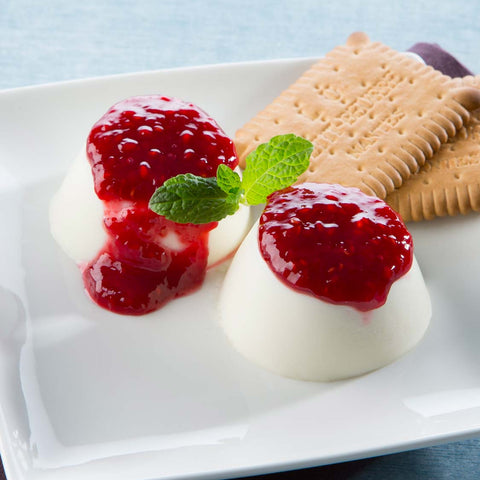 Panna Cotta aux fraises et aux framboises, Petit Beurre - Materne