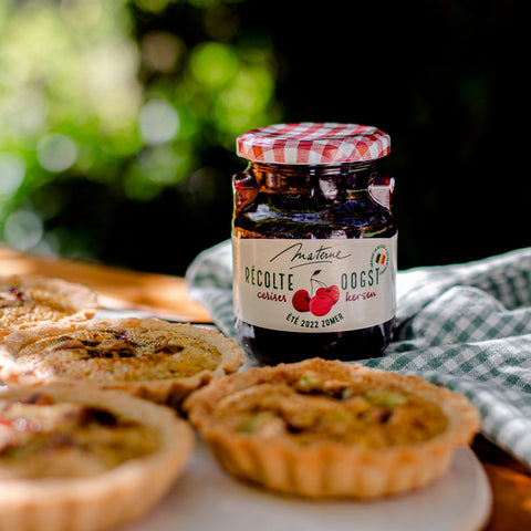 Tartelette aux pistaches et confiture Récolte cerises