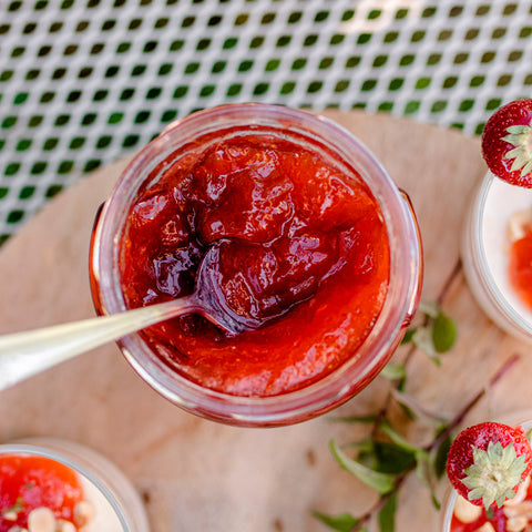 Panna cotta à la confiture fraises – rhubarbe Récolte