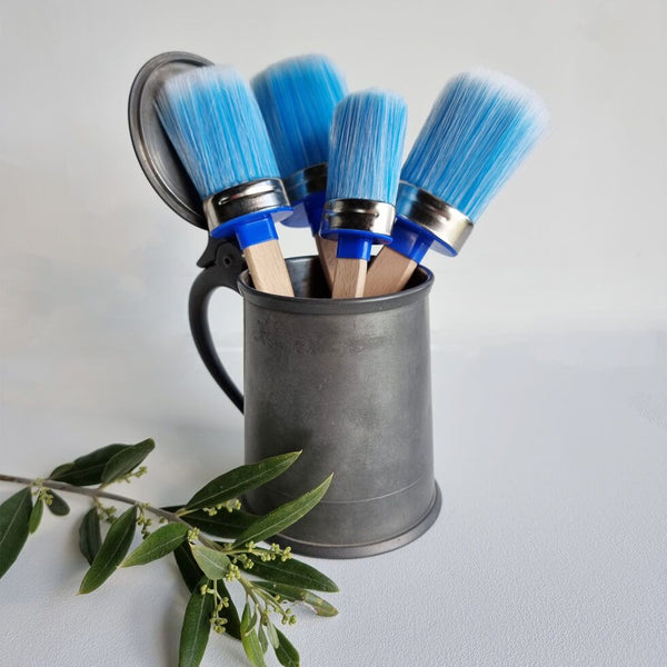 artisan-paint-blue-italian-brush