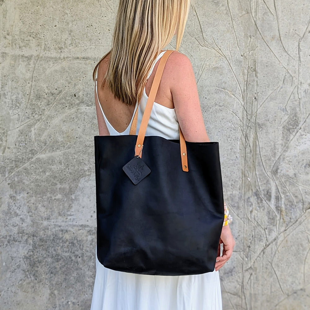 Tin Marin - Yaya Leather Bucket Bag with Mai Woven Bag Strap – The Knitting  Loft