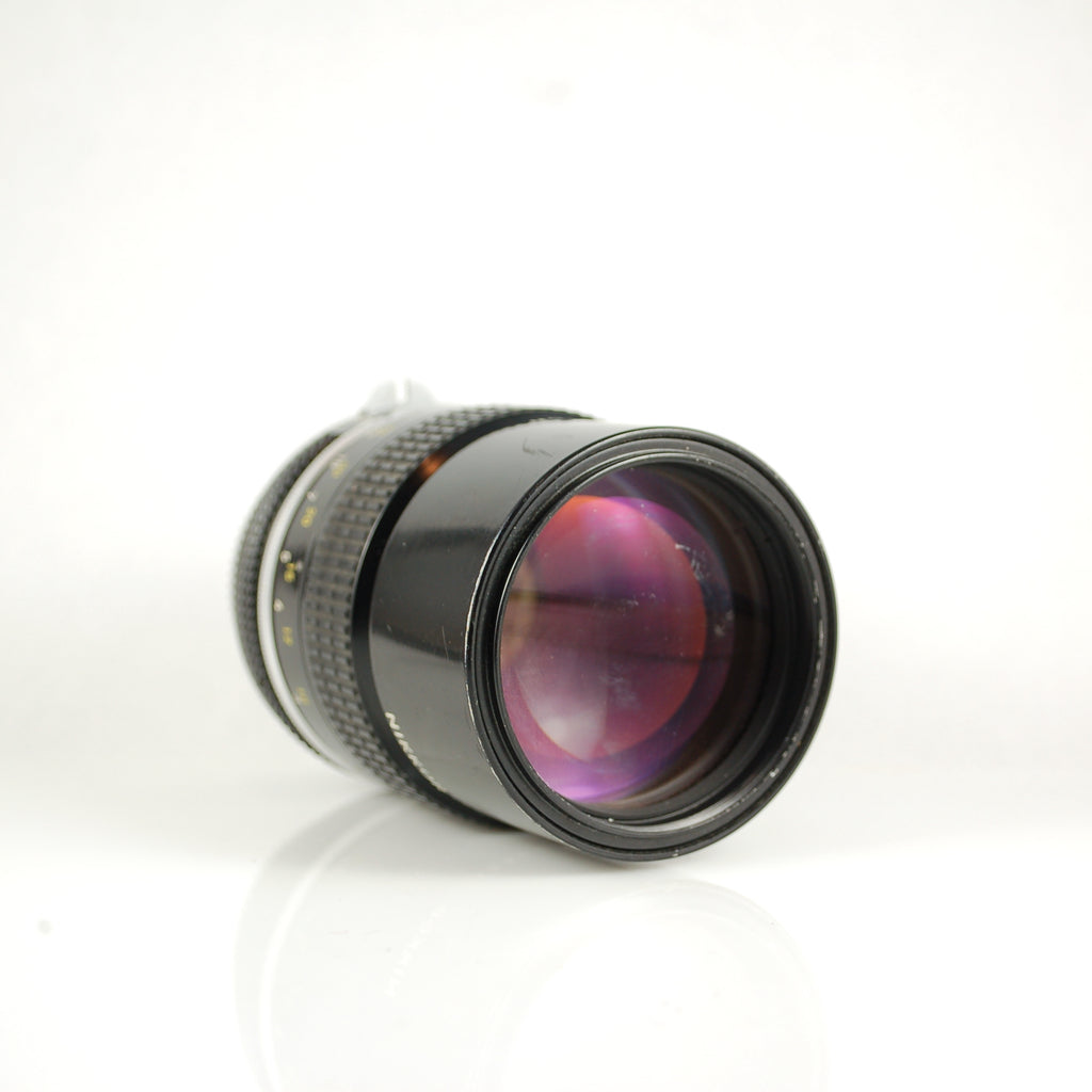 Nikon Nikkor 135mm f2.8 Prime Lens Non AI w integrated hood