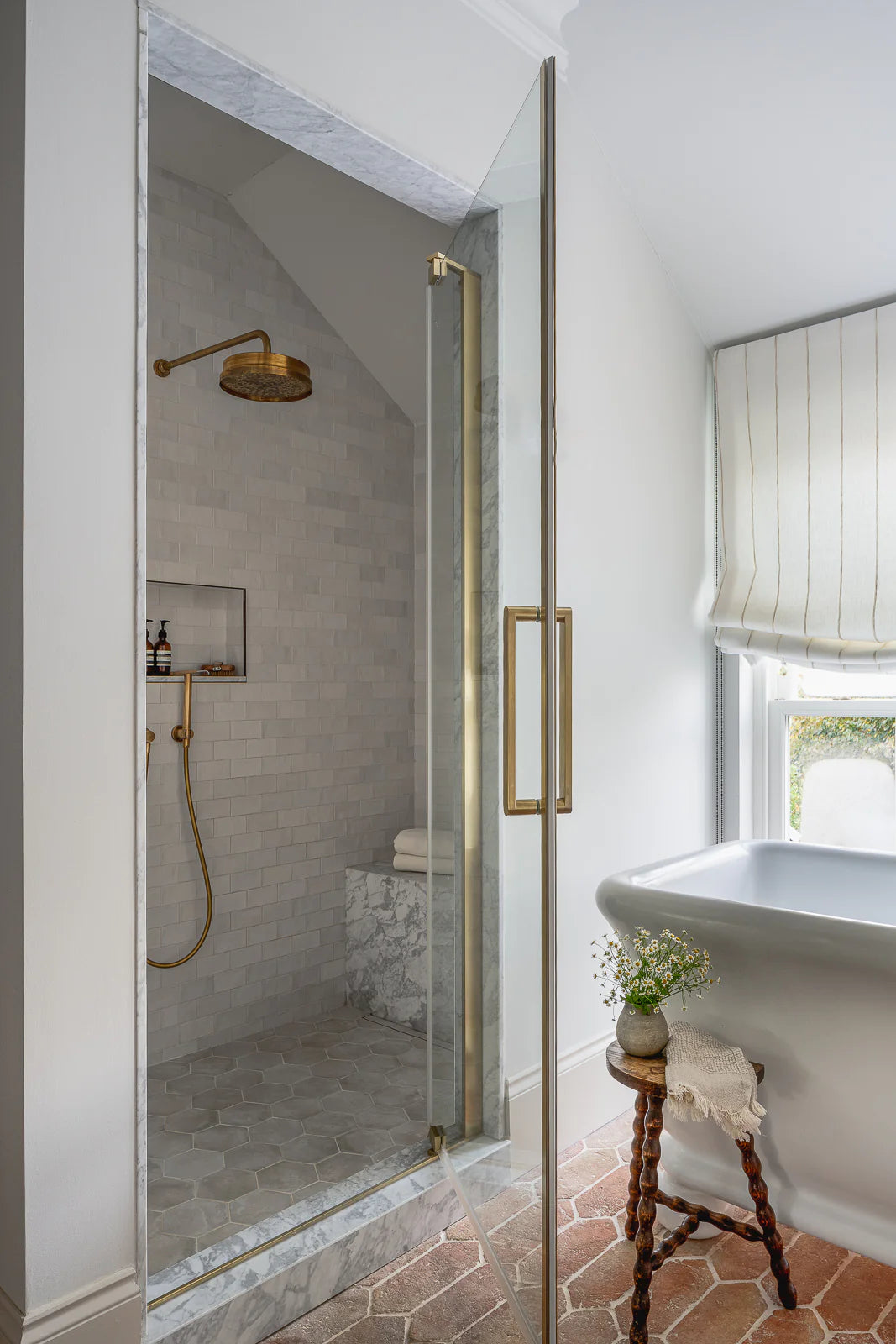 10 Small Bathroom Ideas To Maximise Your Space | House Nine Design