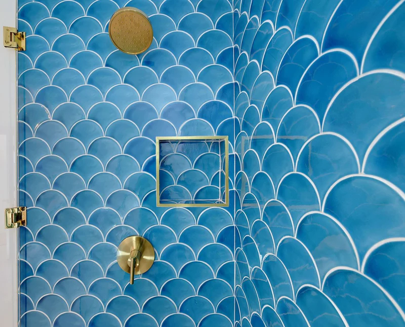 Bathroom with blue fish scale tiles
