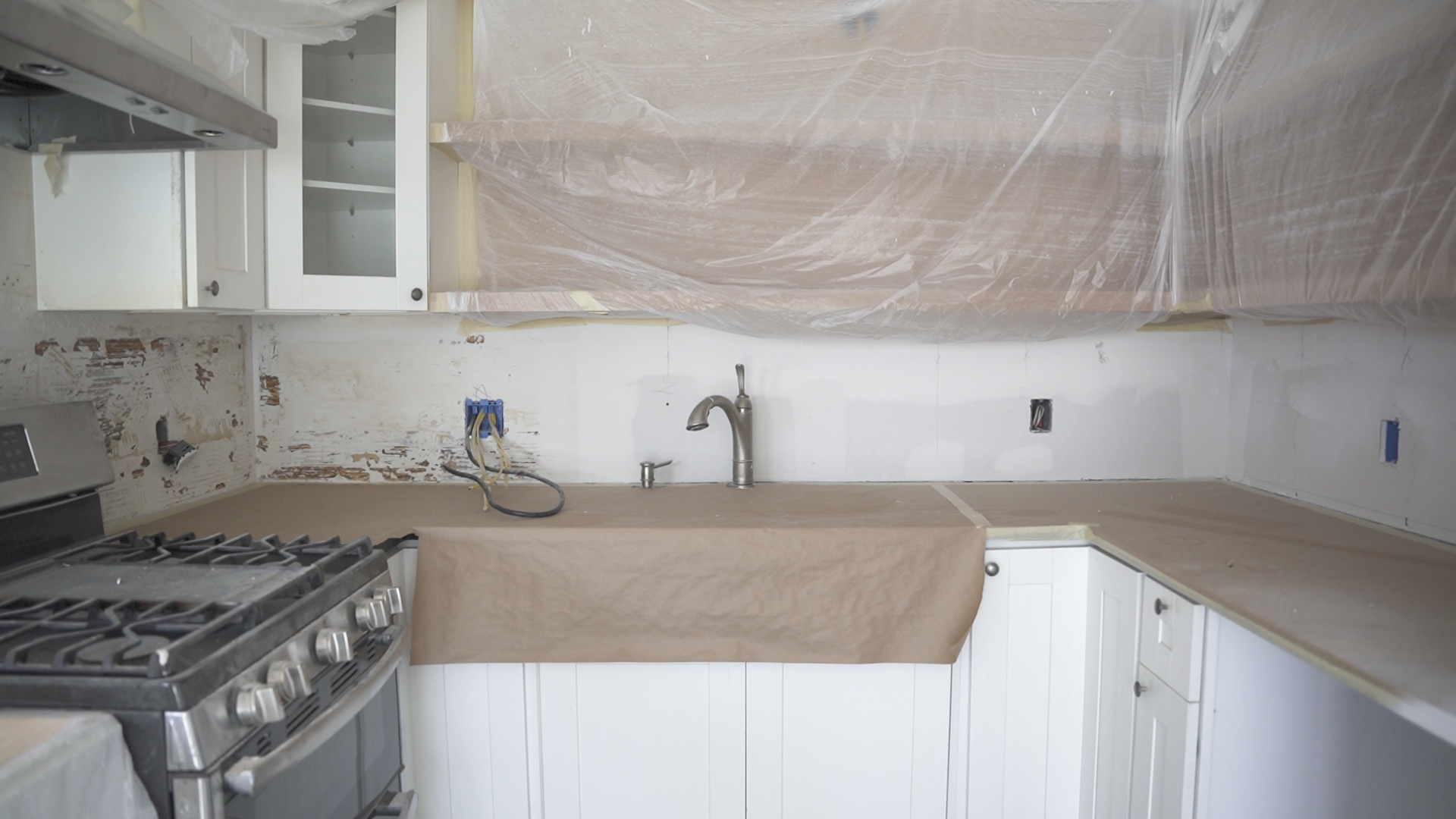 Kitchen backsplash before installation