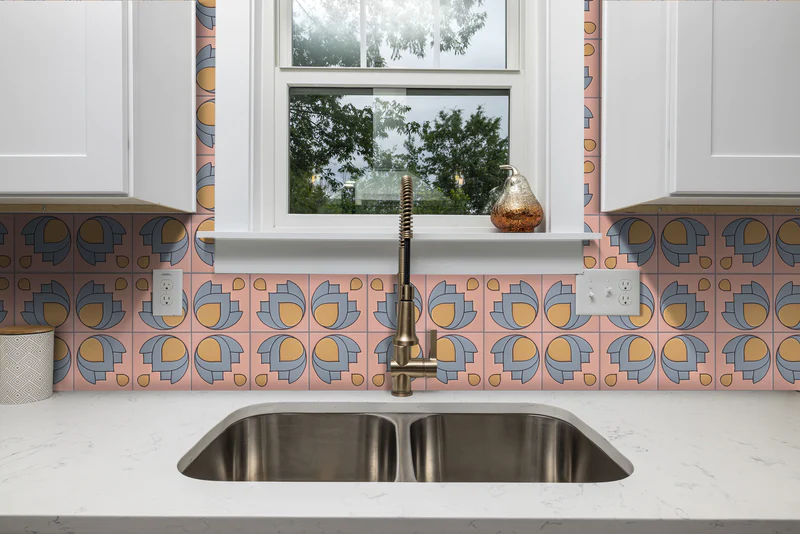 Kitchen backsplash with pink tiles