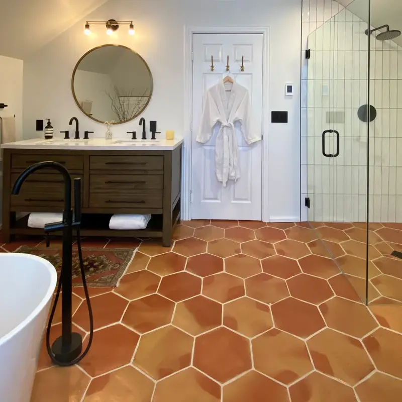 Modern bathroom design with Mexican terracotta tiles