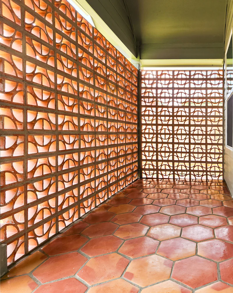 Terracotta breezeblocks for interior design