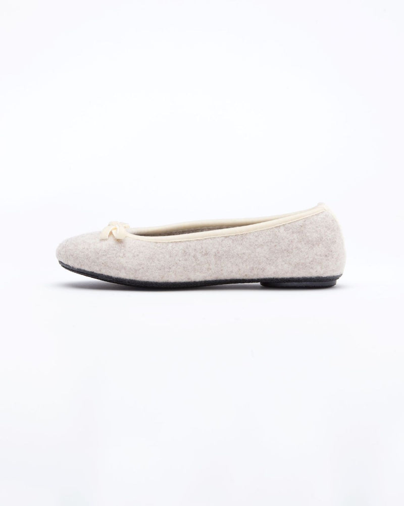 Wool Felt Ballet Flat Slipper in Beige 