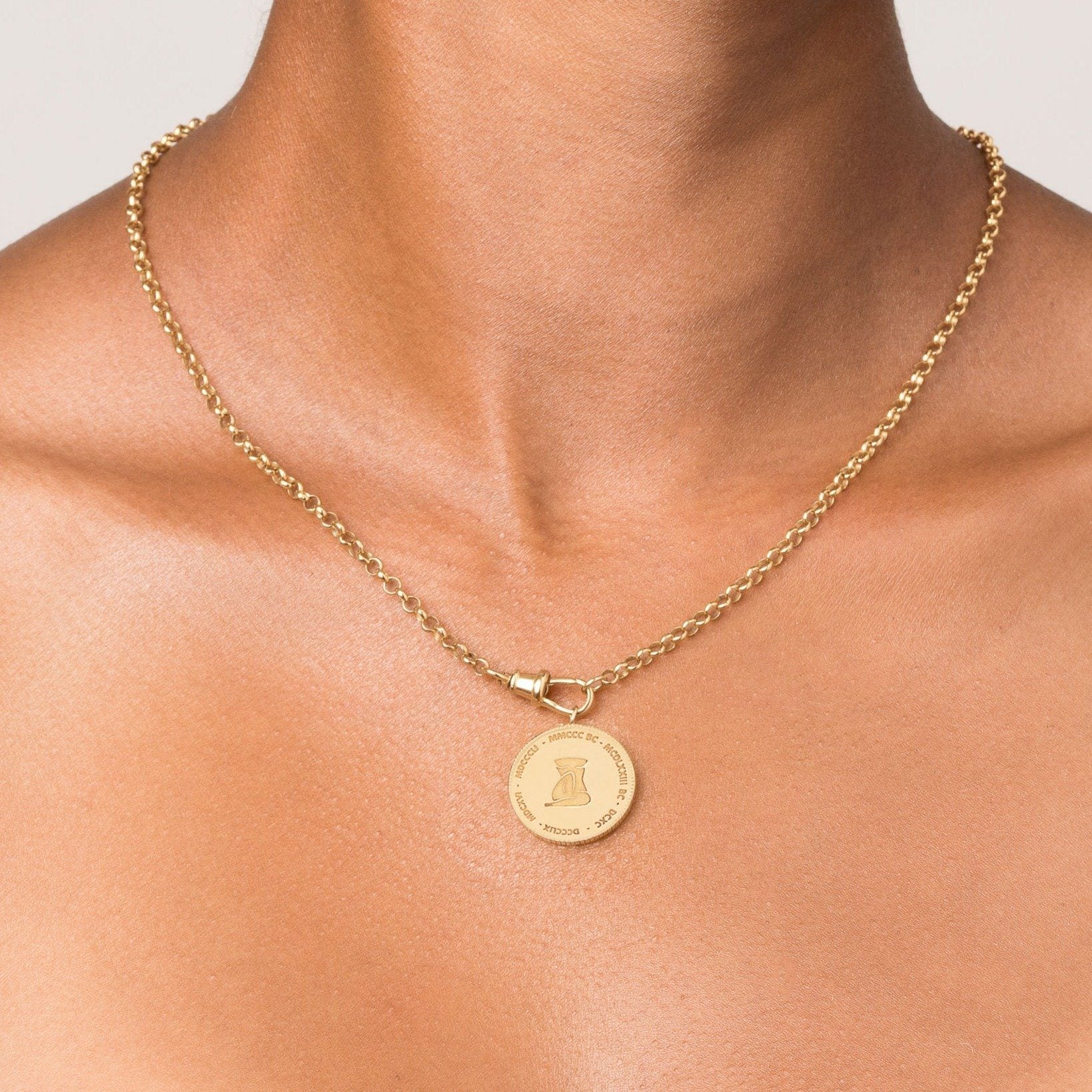 Femme Gold Pendant