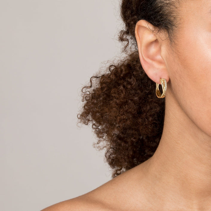 Daily Wear Small Gold Stud Earrings in Thodu Design | Jewelsmart
