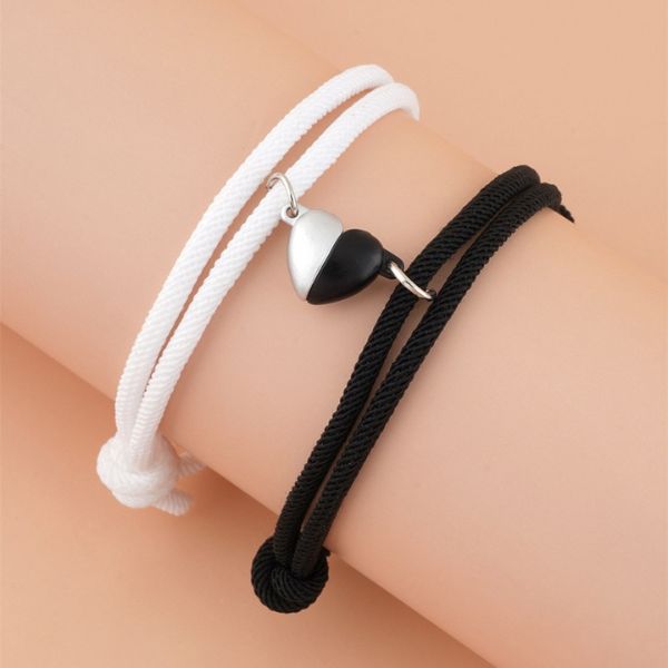 Bracelet tressé magnétique pour les couples