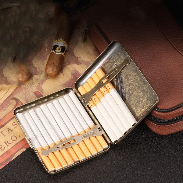 avis etui à cigarettes métallique