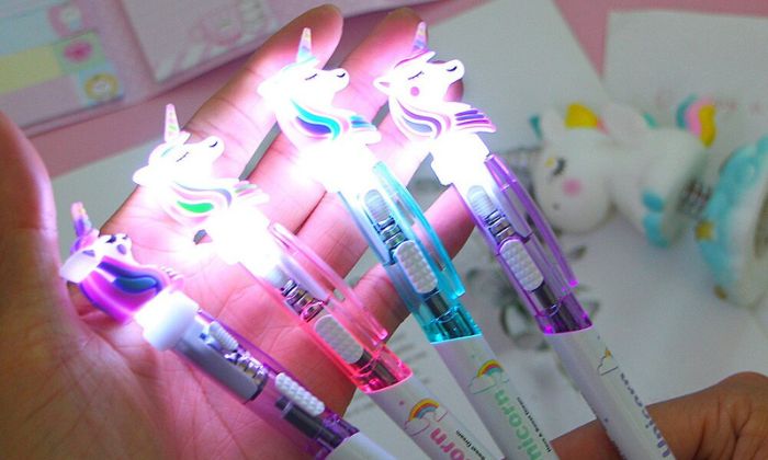 Stylo lumineux licorne