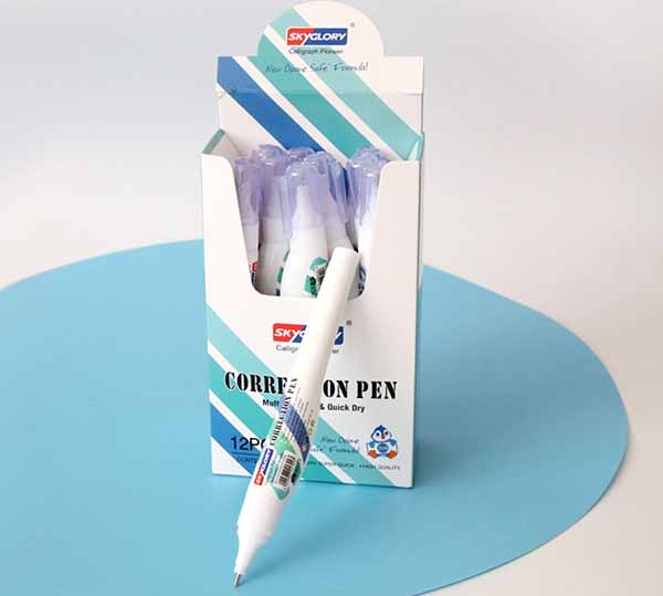 stylo correcteur blanc