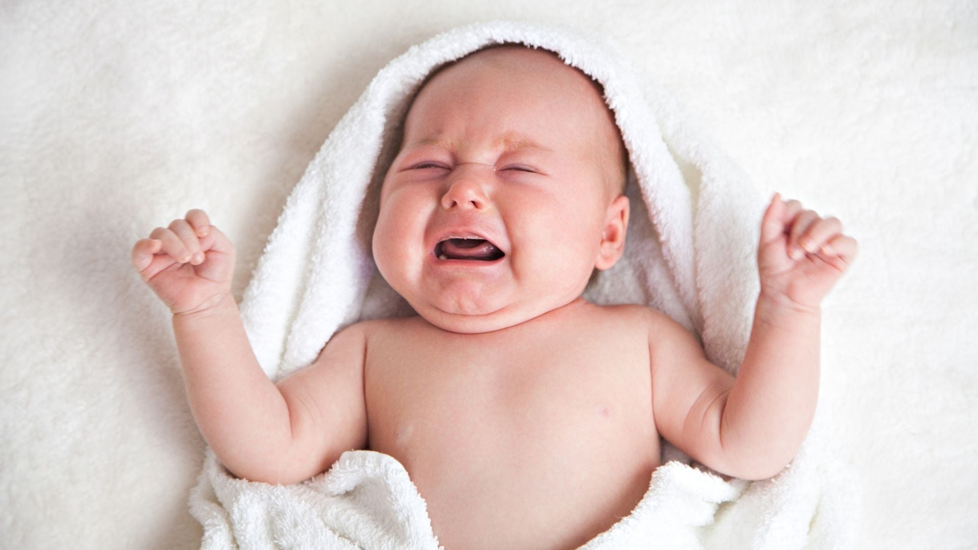 Quelle bouillotte bébé pour soulager les coliques ? – Peignoir Avenue