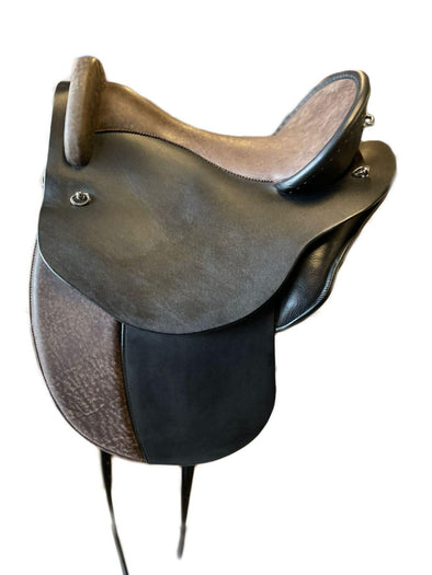 MW22 - Class 136 - ASB Pleasure Equitation Saddle & Bridle