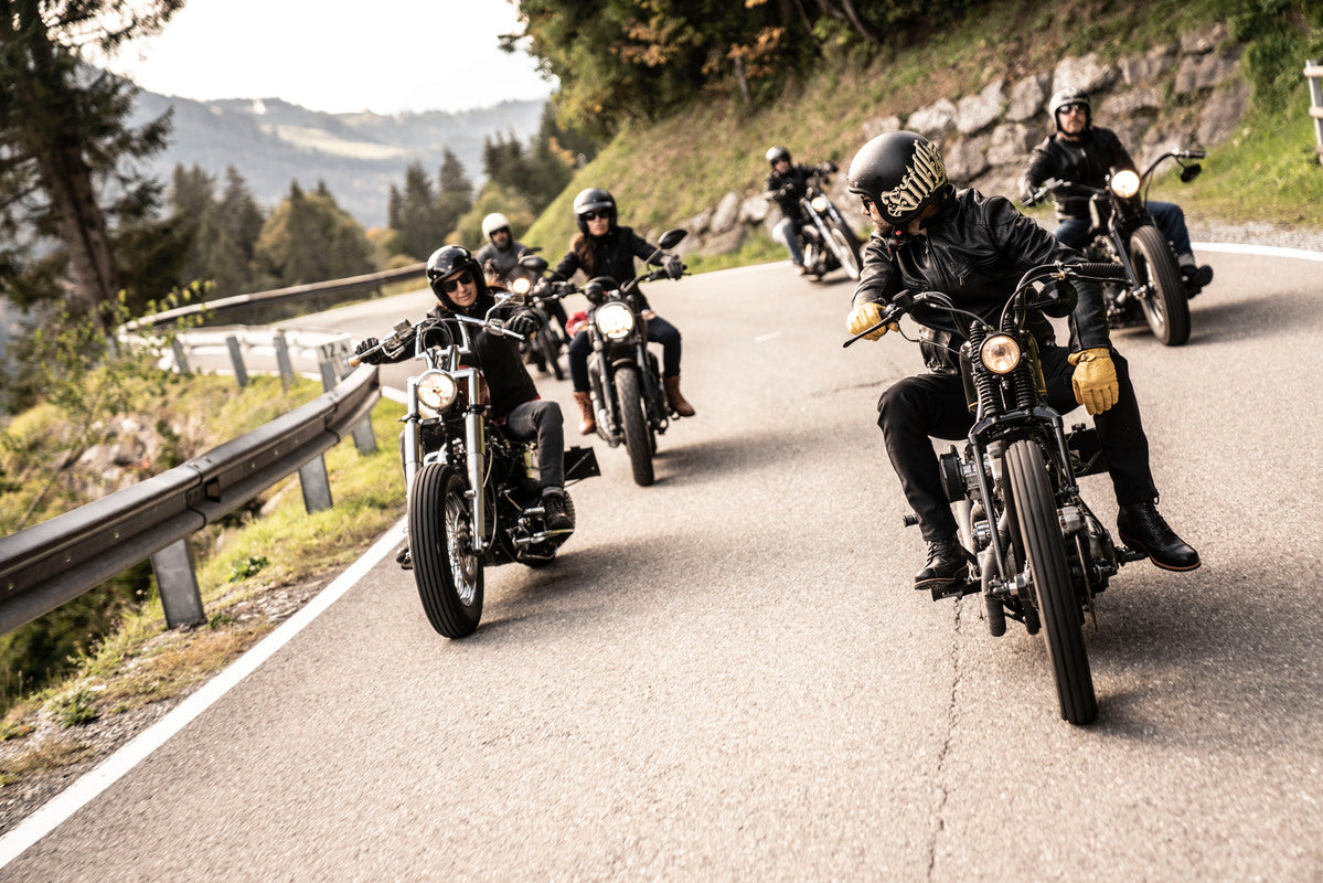 Motorrad für Frauen – dies sind nur einige der verschiedenen Motorradmodelle, die Frauen für sich bevorzugen.