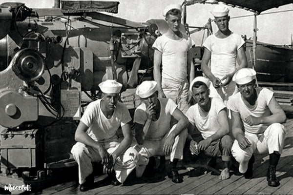 T shirt was viewed as a symbol of heroic masculinity during second world war