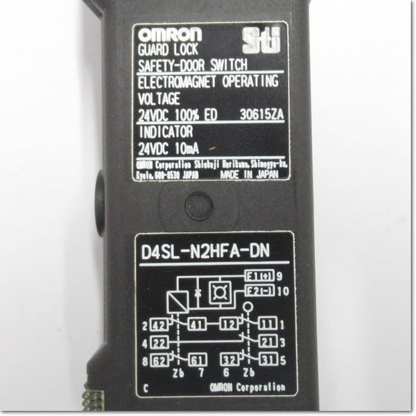 新品 OMRON D4SL-N2HFA-D 小形電磁ロック