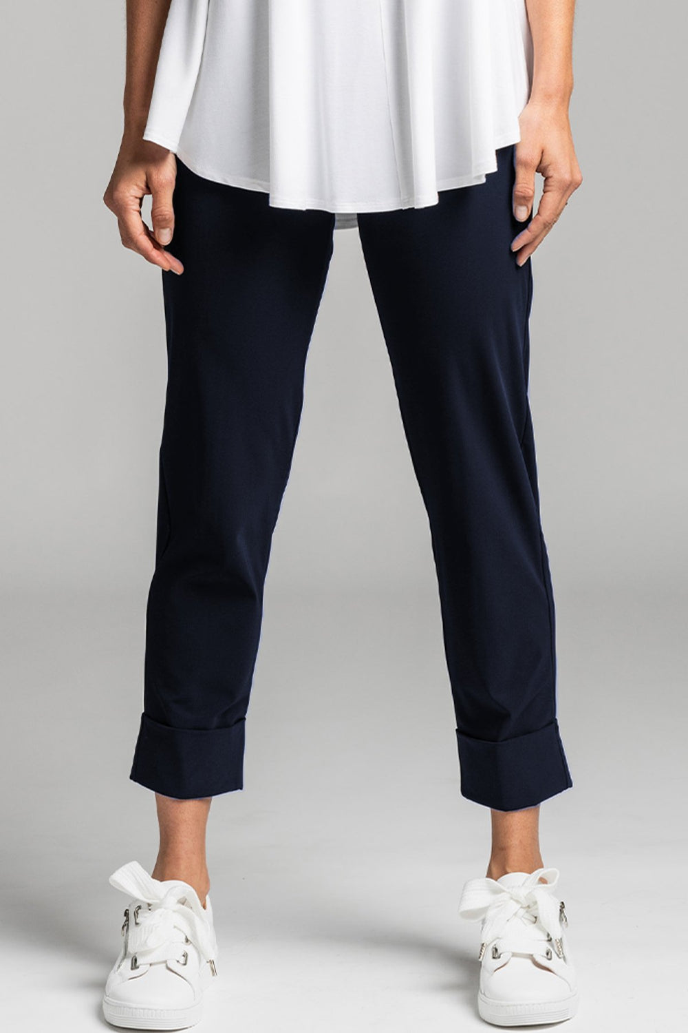 ESSENTIAL CROPPED PANT - UP! Pants