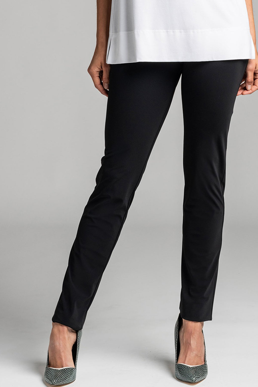 J Jill Black Wearever Smooth-Fit Slim-Leg Pants Size Small Tall
