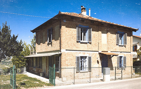 Ons_huis_in_Serralunga_dAlba_Piemonte
