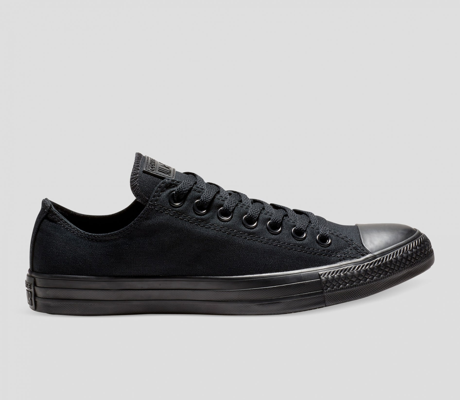 chuck taylor all star classic colour low top black