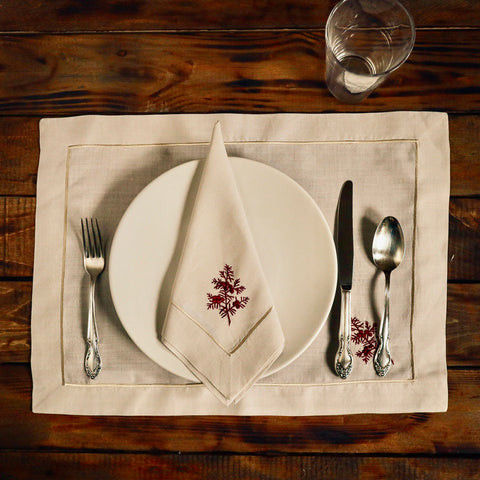 Table Set Ups for Christmas Dinners in the Philippines.