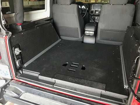 Goose Gear Jeep Wrangler JK 2 Door - Rear Plate System – Vagabond Outdoors,  LLC