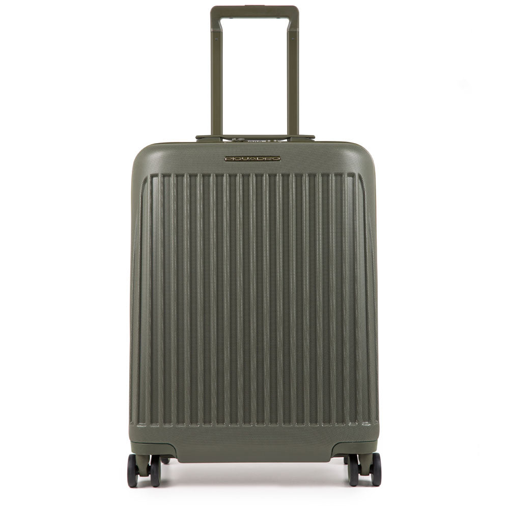 21 x 15 x 7 luggage